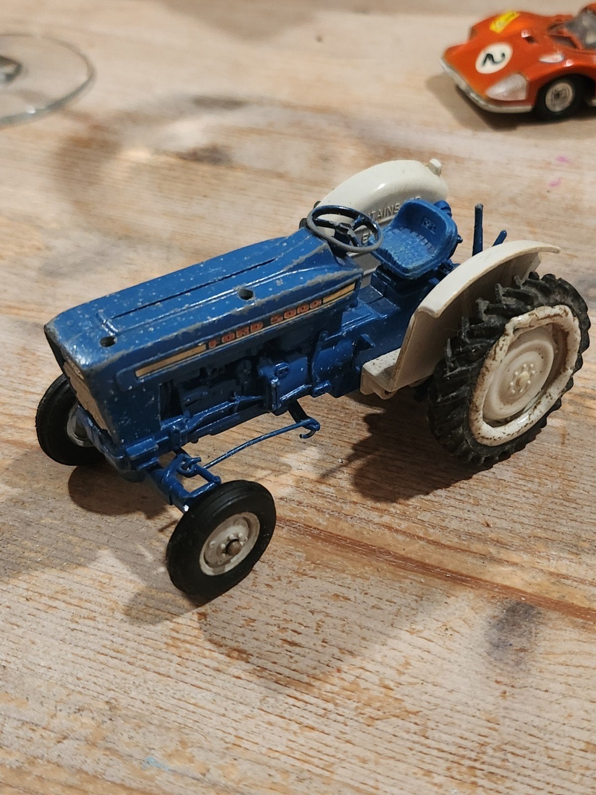 1960s Britains Ford 5000 tractor, Ophalen of Verzenden, Gebruikt, Tractor of Landbouw, Britains