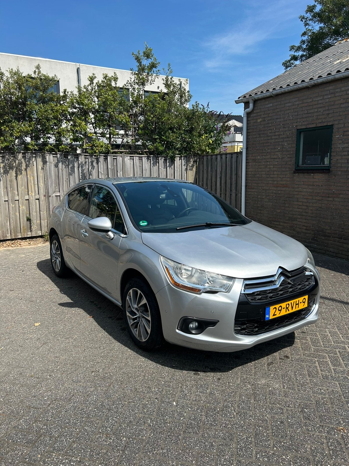Citroën DS4 1.6 THP 115KW AUT 2011 Grijs, Auto's, 15 km/l, Zwart, 1650 kg, 1259 kg