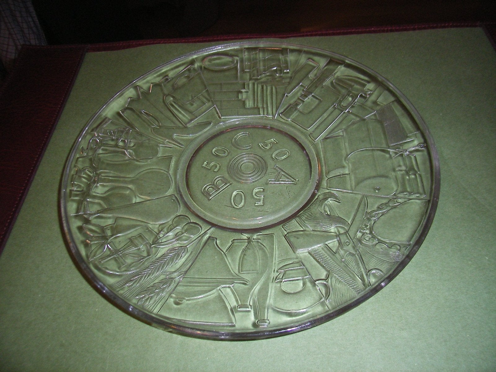 Vintage glazen schaal met reliëf, 50 B.C. 50 A.D., Antiek en Kunst, Ophalen of Verzenden