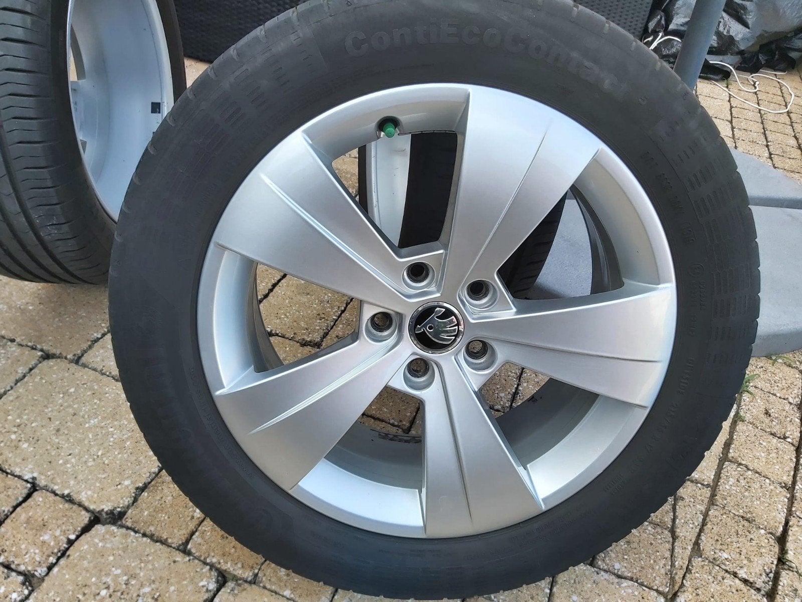 Skoda Octavia 215/55/17 banden met originele velgen, Auto-onderdelen, Banden en Velgen, 17 inch, Ophalen of Verzenden, Personenwagen