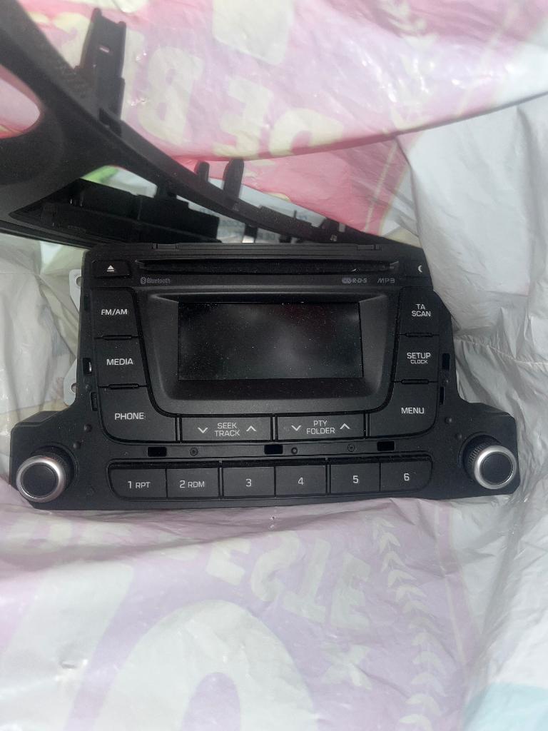 Originele radio Hyundai i10, Ophalen of Verzenden, Zo goed als nieuw