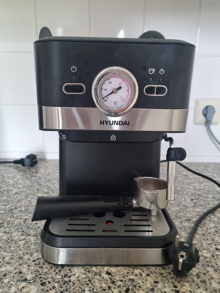 expresso koffiezetapparaat Hyundai, Witgoed en Apparatuur, Ophalen, Espresso apparaat, Gemalen koffie, Zo goed als nieuw