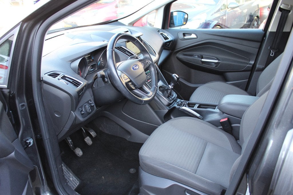 Ford Grand C-Max 1.0i "Titanium" Cruise - Navi - 7 Pers. ! 1, Auto's, Ford, Voorwielaandrijving, Gebruikt, Zwart, 7 stoelen