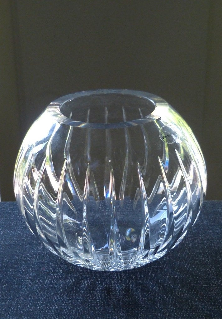kristallen bolvaas, Wedgwood, Gebruikt, Overige kleuren, Ophalen of Verzenden, Glas