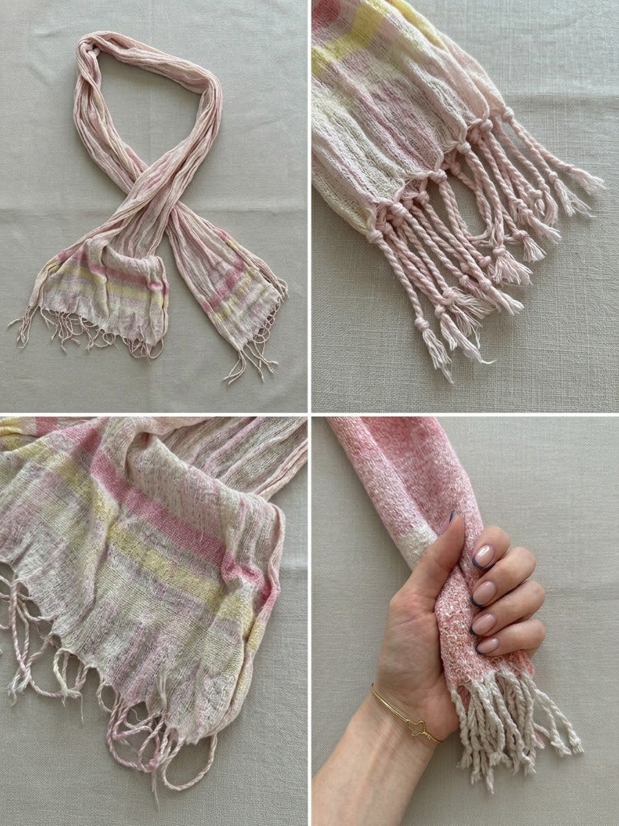 Zachte roze sjaal met gele strepen en franjes, Kleding | Dames, Ophalen of Verzenden, Zo goed als nieuw, Maat 46/48 (XL) of groter