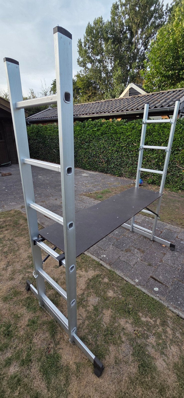 Steiger / Trap 1,72m hoog met werkplateau 1,47m, Ophalen, Gebruikt, Opvouwbaar of Inschuifbaar