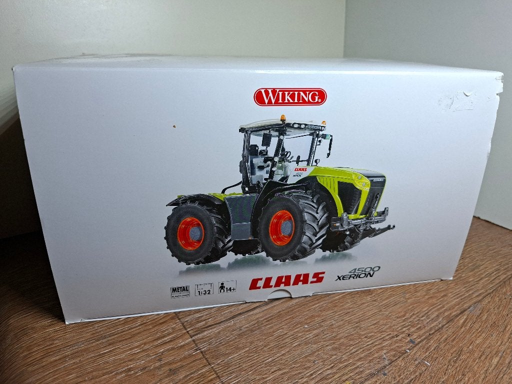 Te koop Wiking Claas Xerion 4500.(A), Hobby en Vrije tijd, Ophalen of Verzenden, Nieuw, Tractor of Landbouw, Overige merken