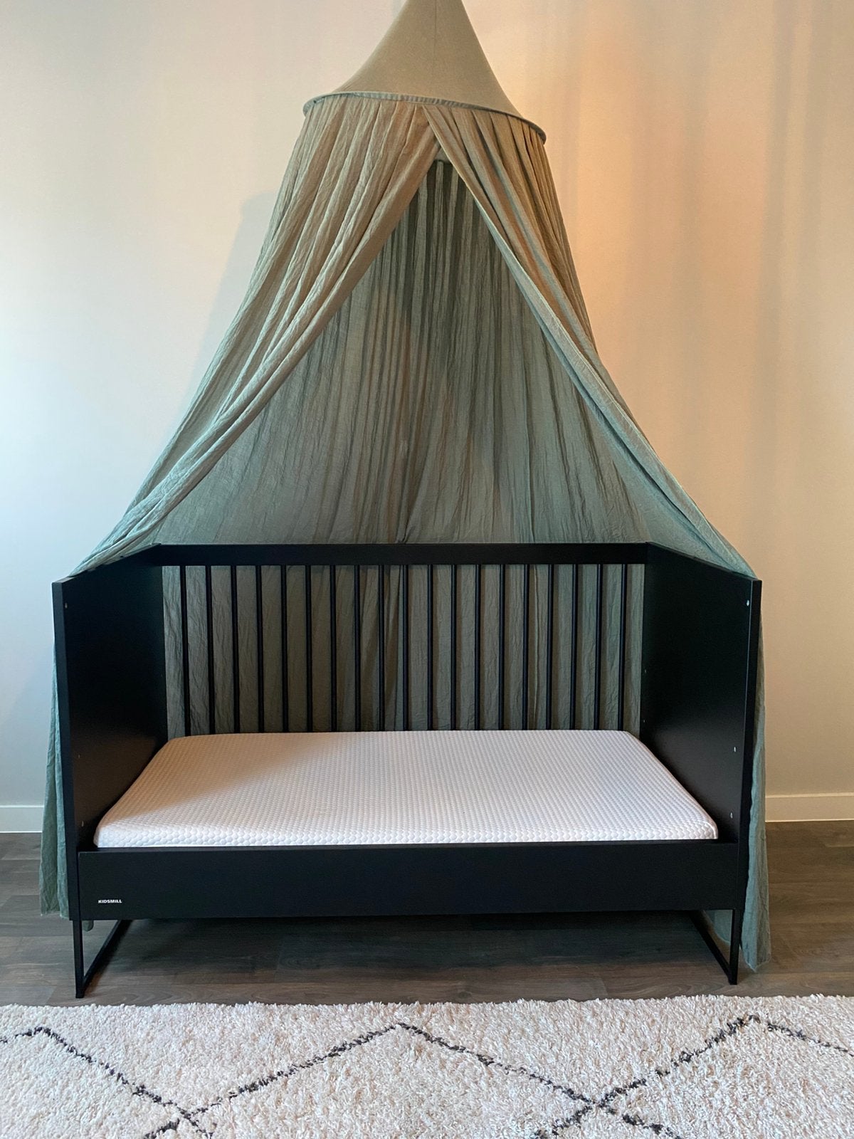 Kidsmill baby/kleuterbed mat zwart, Kinderen en Baby's, Ophalen, Zo goed als nieuw, Jongetje of Meisje