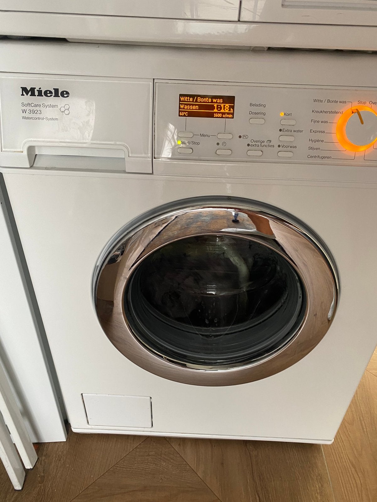 Miele Wasmachine, Ophalen, 6 tot 8 kg, Gebruikt, 1600 toeren of meer