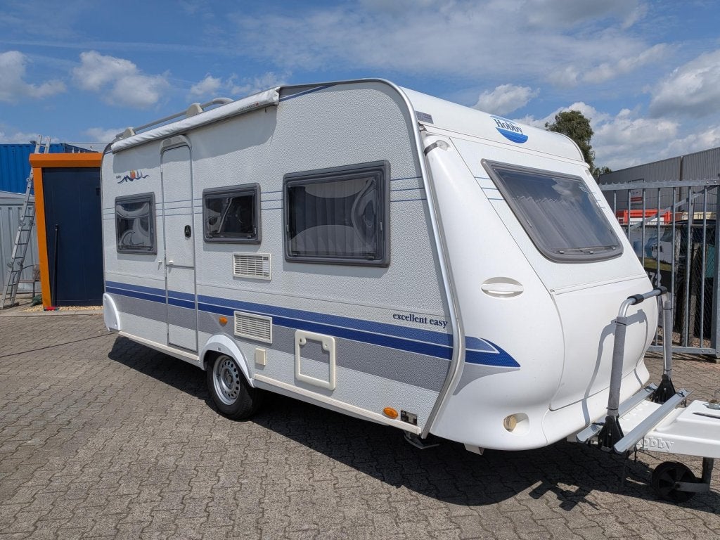 Nette Hobby de Luxe 450 UF rondzit en dwarsbed Bovag 2026., Rondzit, Hobby, Bedrijf, 750 - 1000 kg
