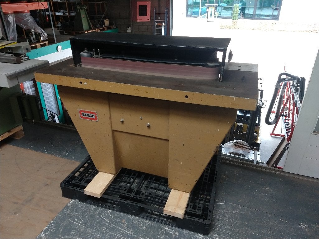 Kantenschuurmachine, Doe-het-zelf en Verbouw, Gereedschap | Schuurmachines, Ophalen of Verzenden, Nieuw, 1200 watt of meer, Bandschuurmachine