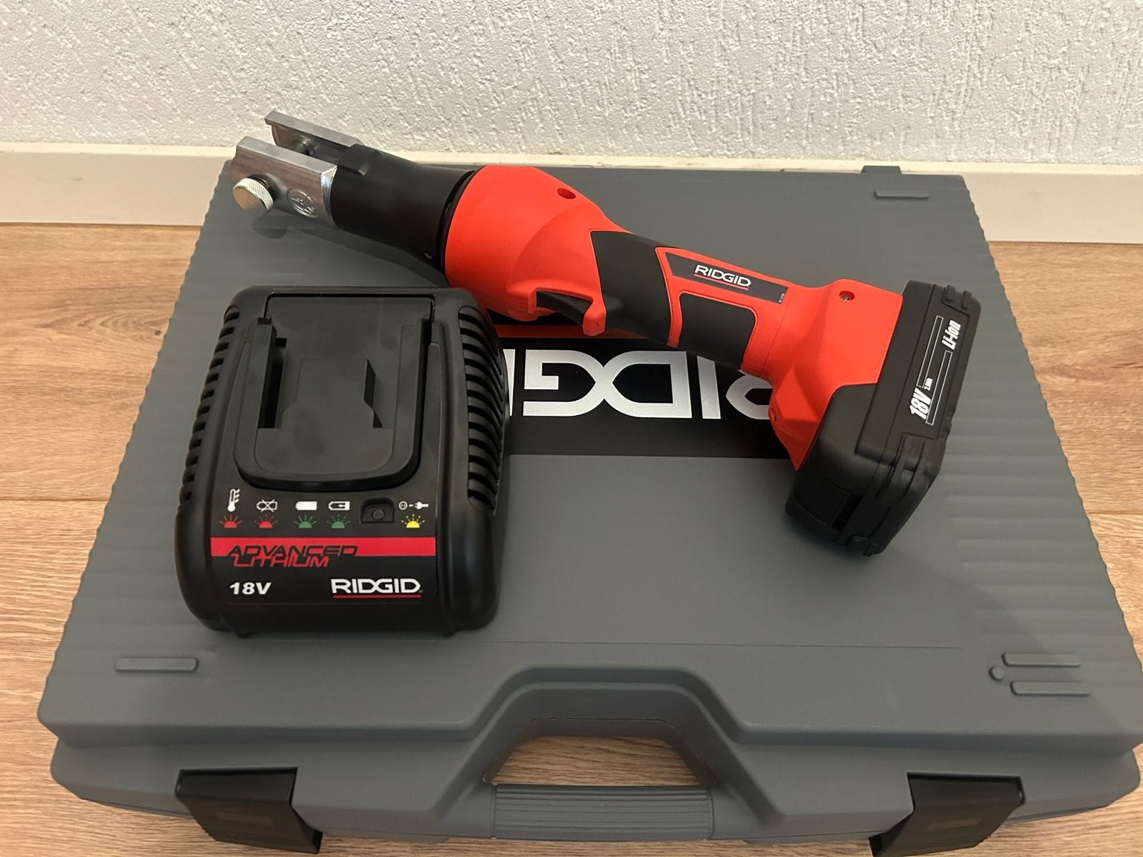 Ridgid Persmachine RP-219, Doe-het-zelf en Verbouw, Ophalen, Nieuw