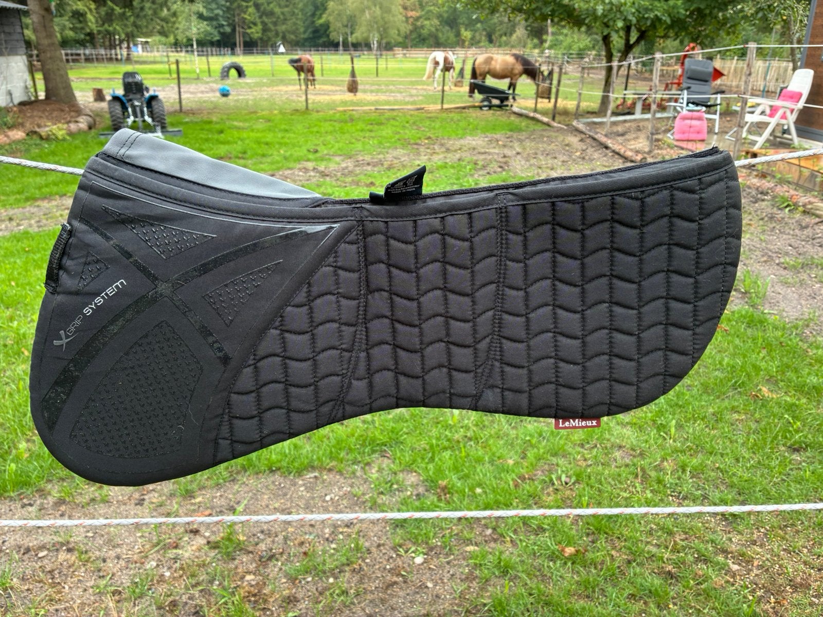 LeMieux Quilted ProSorb 3-Pocket maat L / full, Full (L), Mesh, Linersysteem, Ophalen of Verzenden