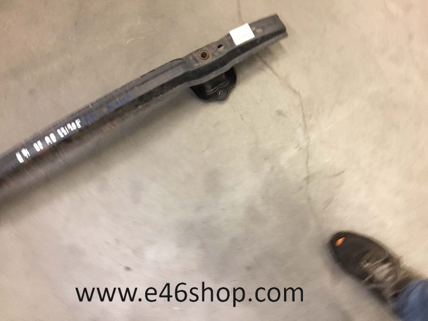 Bumperbalk BMW E90 E91 oem 7058467, Gebruikt, -, -, Ophalen of Verzenden