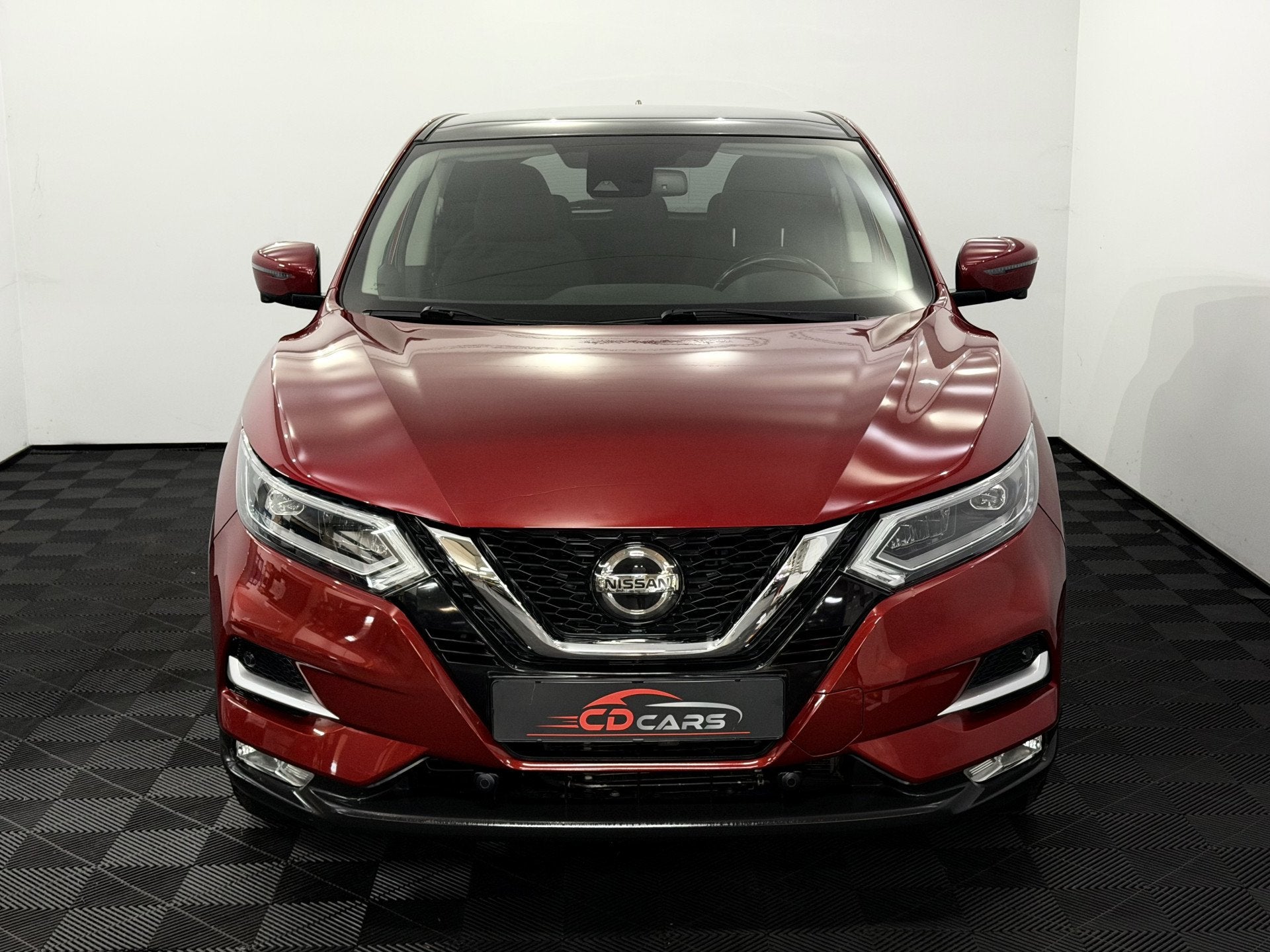 Nissan QASHQAI 1.2 N-Connecta Panoramadak, 360 Camera, Navi,, Auto's, Stof, Gebruikt, 4 cilinders, 116 pk