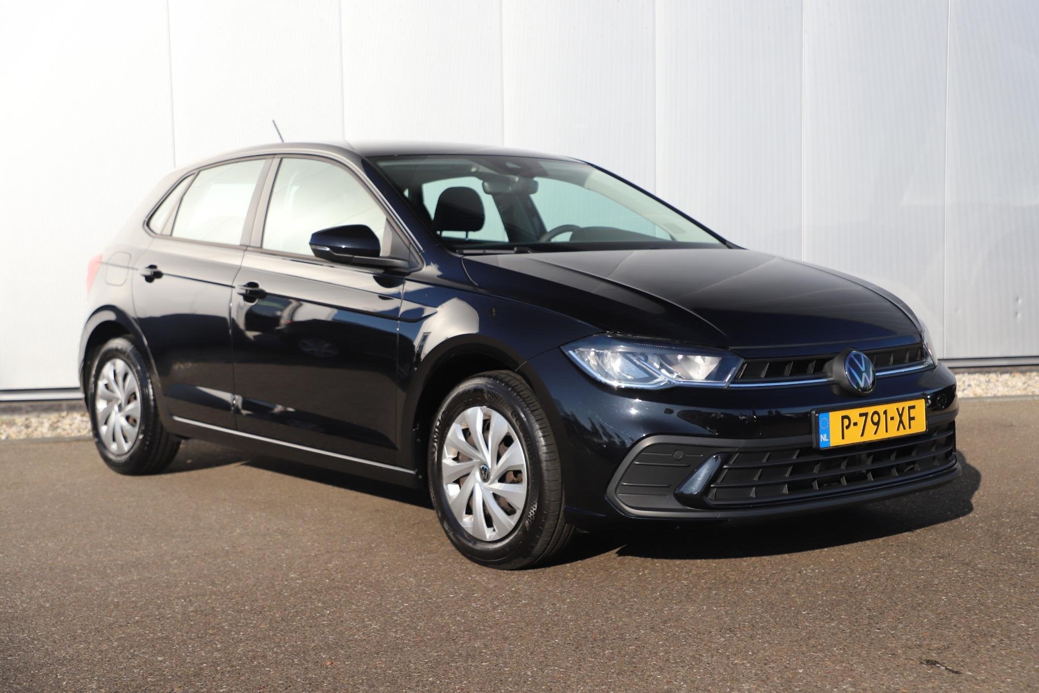 Foto 3 van Volkswagen Polo 1.0 TSI Polo 95PK Nieuw Model! NAP Carplay A