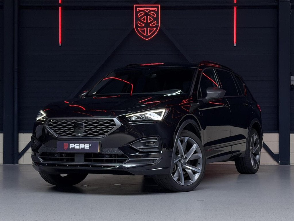 Seat Tarraco 1.4 TSI e-Hybrid PHEV FR |PANO|TRAVEL-ASSIST|ME, Auto's, Seat, 4 cilinders, Zwart, Hybride Elektrisch/Benzine, SUV of Terreinwagen