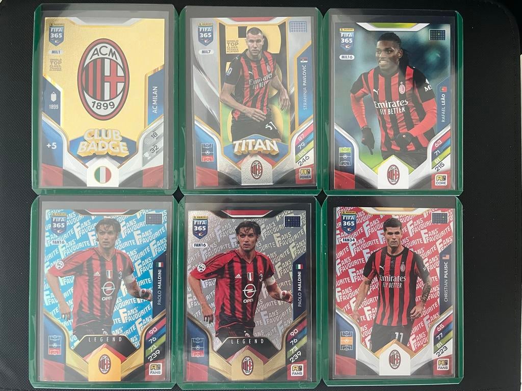Panini FIFA 365 AC Milan Voetbal Kaarten Collectie, Ophalen of Verzenden, Zo goed als nieuw, Buitenlandse clubs, Spelerskaart