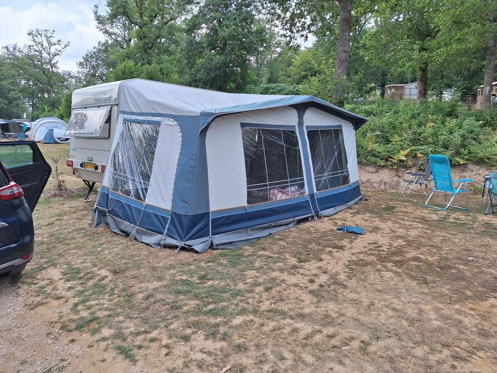 Caravan Beyerland Quartz 495T, Caravans en Kamperen, Rondzit, Particulier, Schokbreker, 4 tot 5 meter