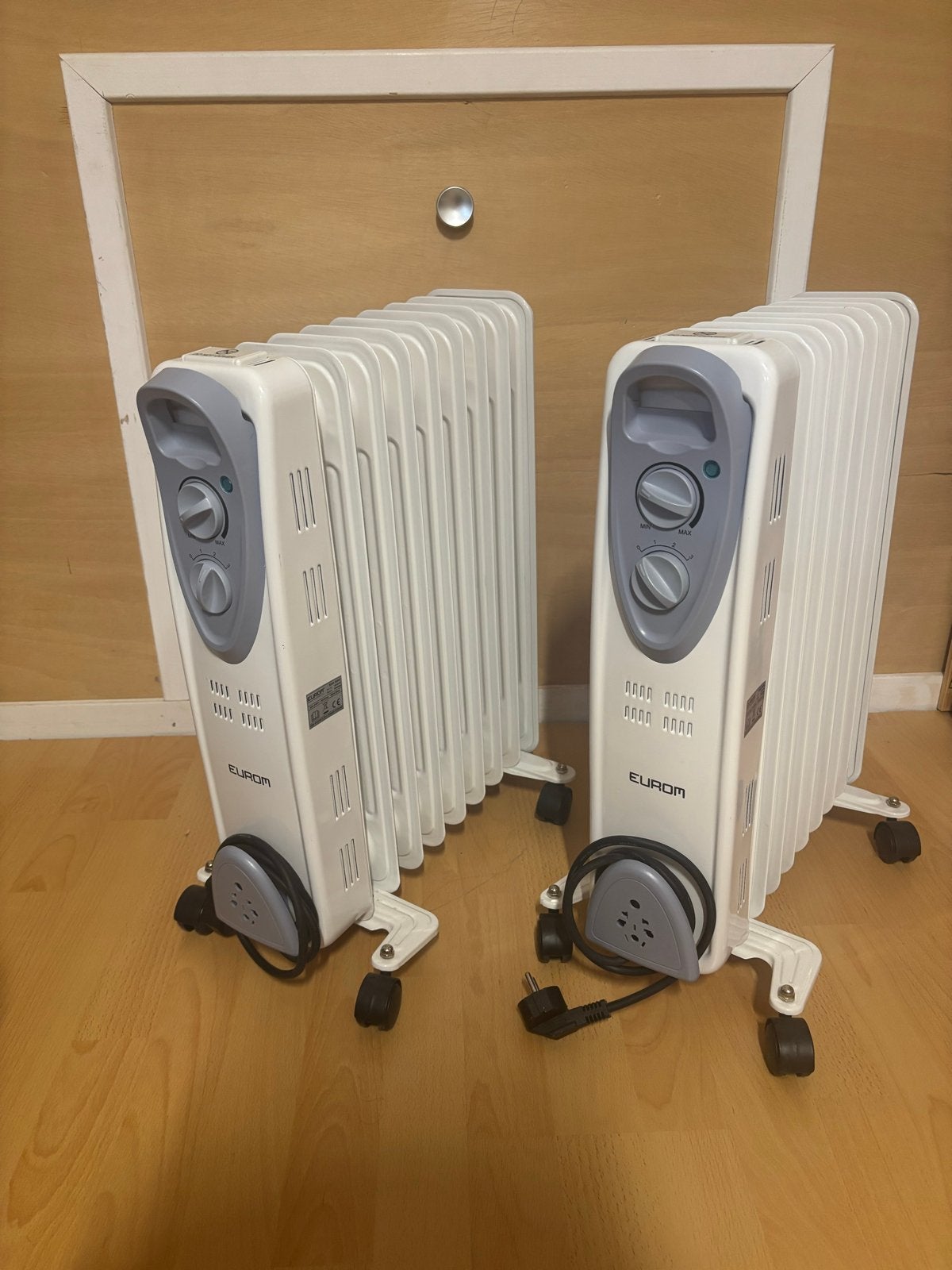 2x Eurom RAD 2000 Oliegevulde Radiator - 2000 Watt, Ophalen, Gebruikt, Radiator, Minder dan 60 cm