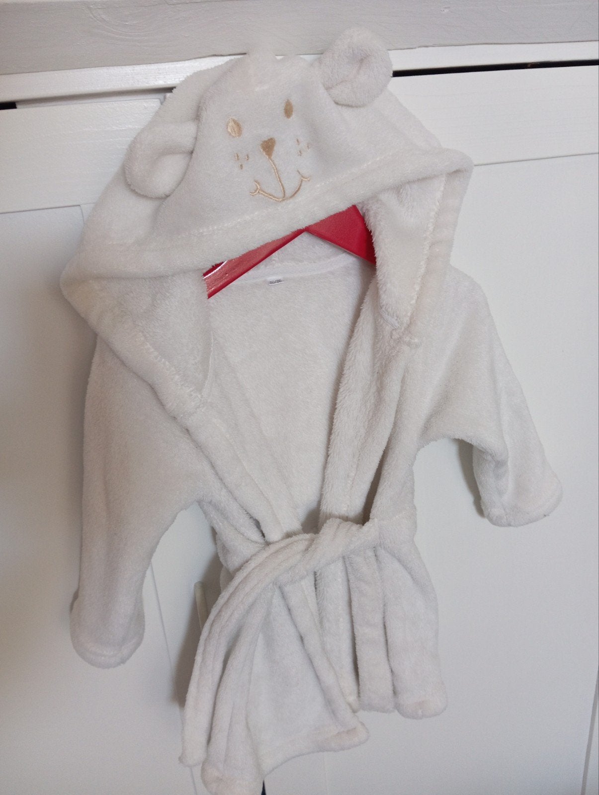 Witte badjas met capuchon en beertje - Maat 80/86, Kinderen en Baby's, Babykleding | Maat 80, Ophalen of Verzenden, Zo goed als nieuw