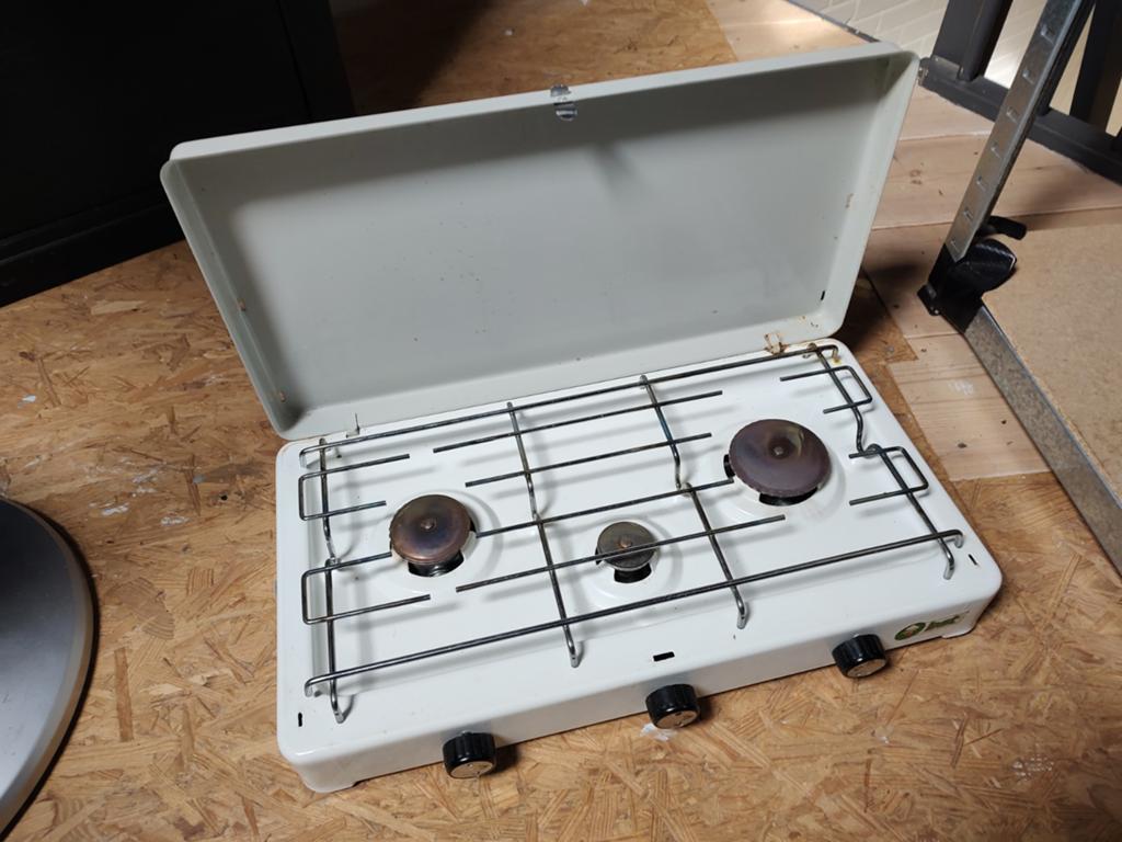 Camping gasfornuis met pootjes, Ophalen of Verzenden, Gebruikt