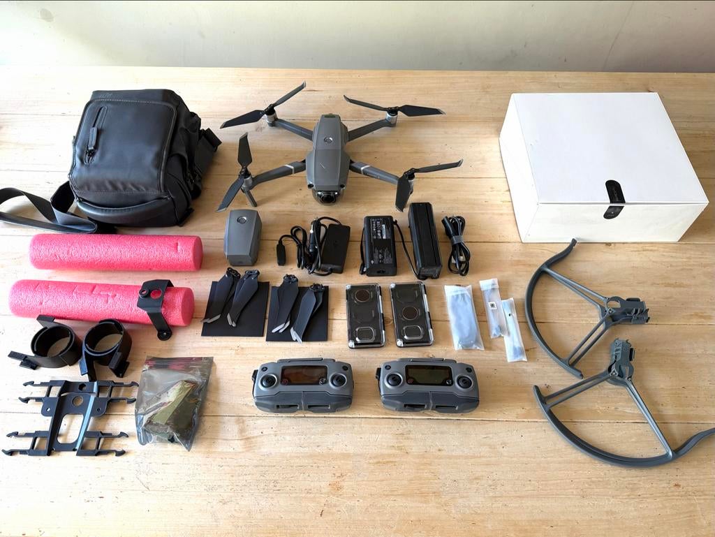 DJI Mavic 2 Pro zo goed als nieuw met extra accessoires, Audio, Tv en Foto, Drones, Gebruikt, 30 tot 45 minuten, Extra accu('s)