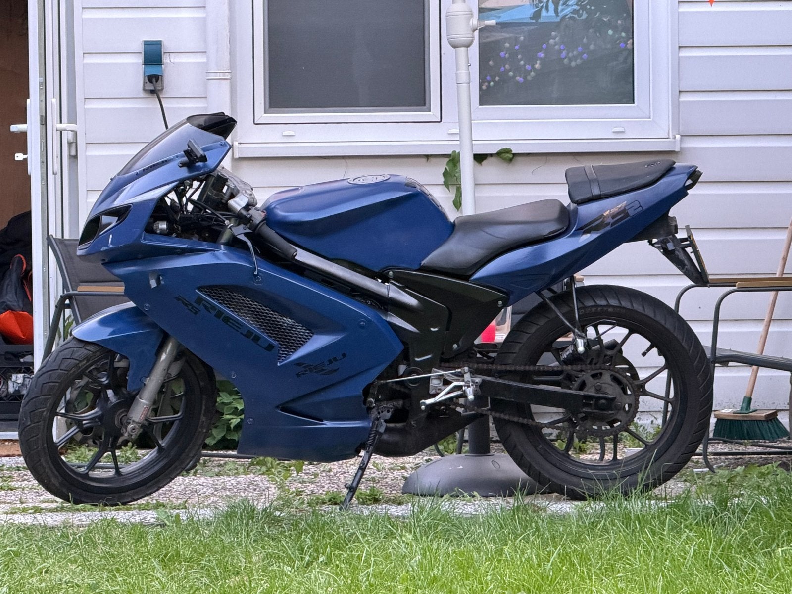 Rieju RS2 Matrix 90cc - Volledig gereviseerd, Fietsen en Brommers, Ophalen, 6 versnellingen, Gebruikt, Maximaal 45 km/u