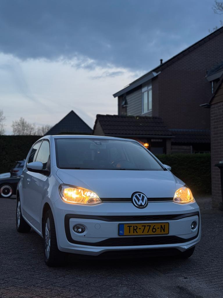 VW Up! High Up! | 5-Deurs | Camera | Origineel NL, Voorwielaandrijving, Up!, 4 stoelen, Wit