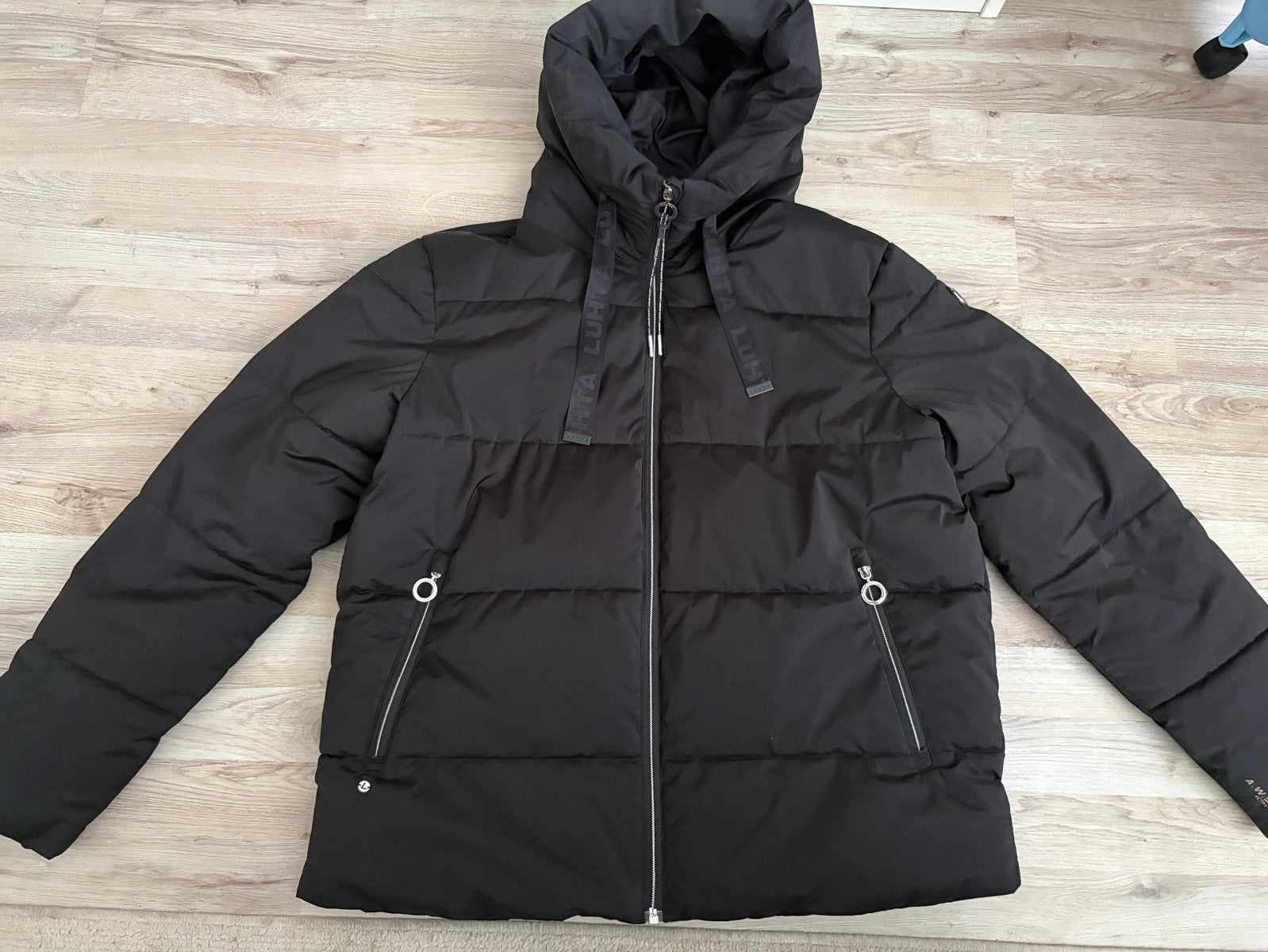 Luhta Dames Outdoorjas Zwart - Ademend & Waterdicht, Ophalen of Verzenden, Zo goed als nieuw, Zwart