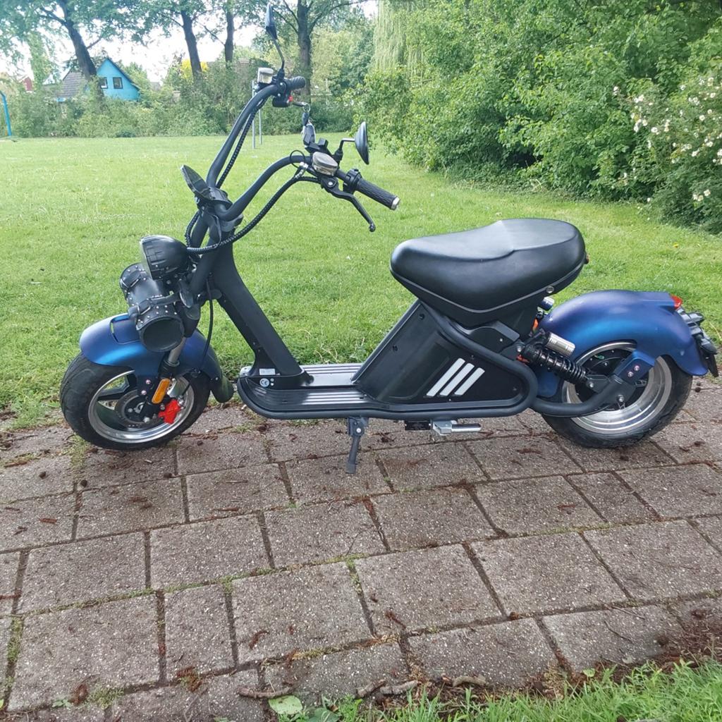 Magnosteen M2 Shopper Snorscooter - ZGAN met Alarm, Fietsen en Brommers, Snorfietsen en Snorscooters, Ophalen, Zo goed als nieuw