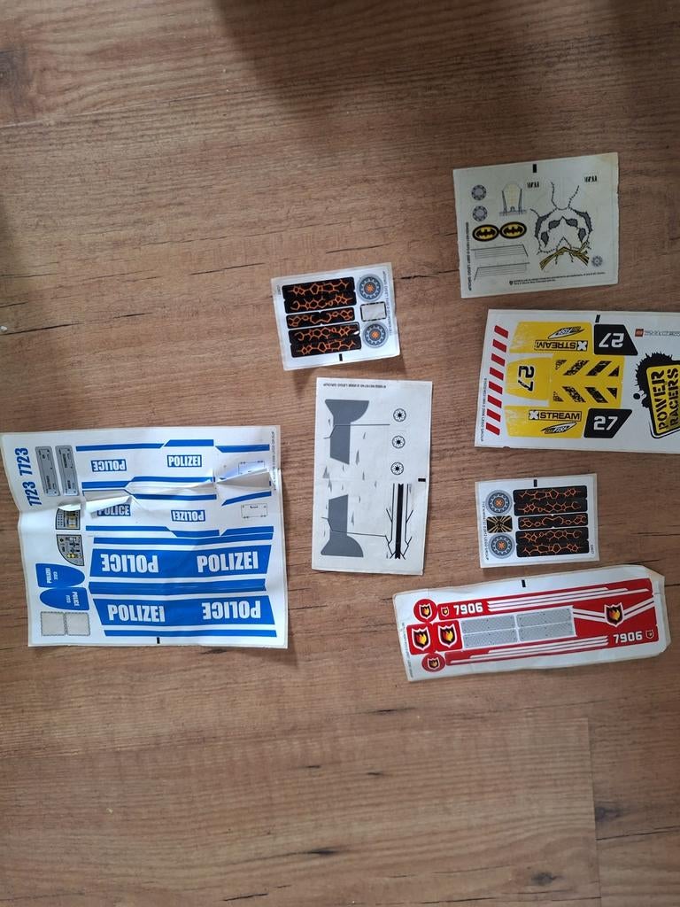 Diverse Lego stickers: Politie, Power Racers, Batman, Hobby en Vrije tijd, Stickers en Plaatjes, Ophalen of Verzenden