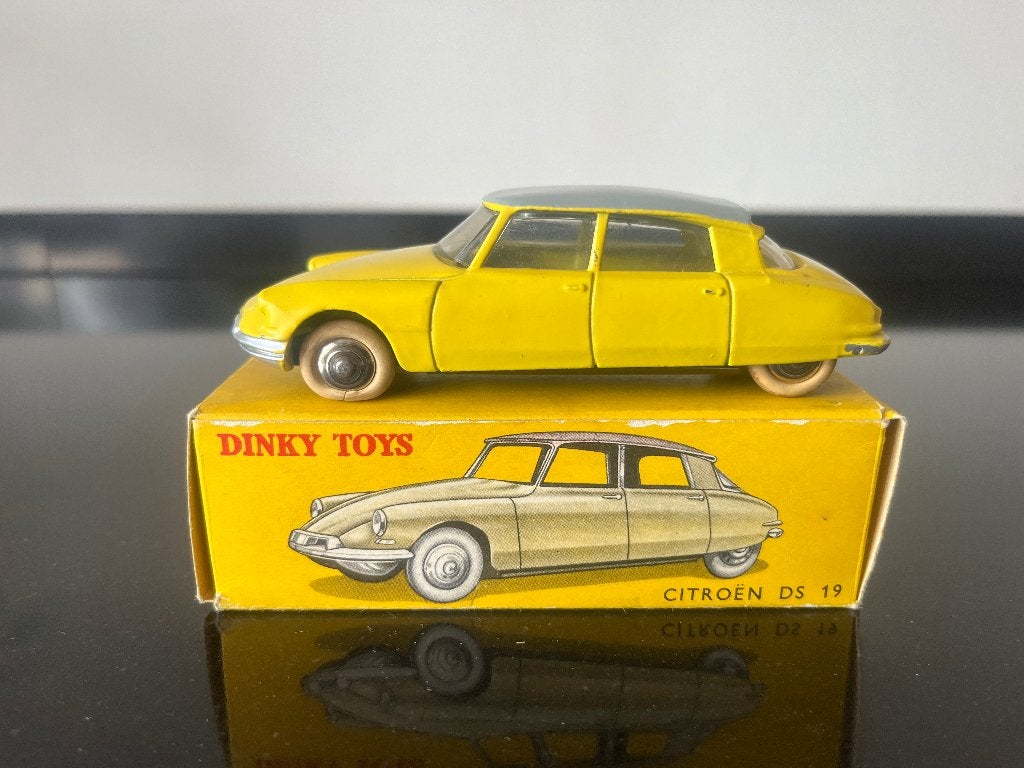 Dinky Toys #24C Citroën DS19, Ophalen of Verzenden, Zo goed als nieuw, Auto, Dinky Toys