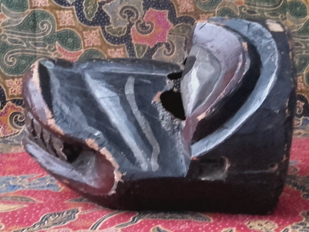 Mooi origineel oud leeuwenmasker uit Afrika 20 cm., Hout, Afrika, Masker, Ophalen of Verzenden