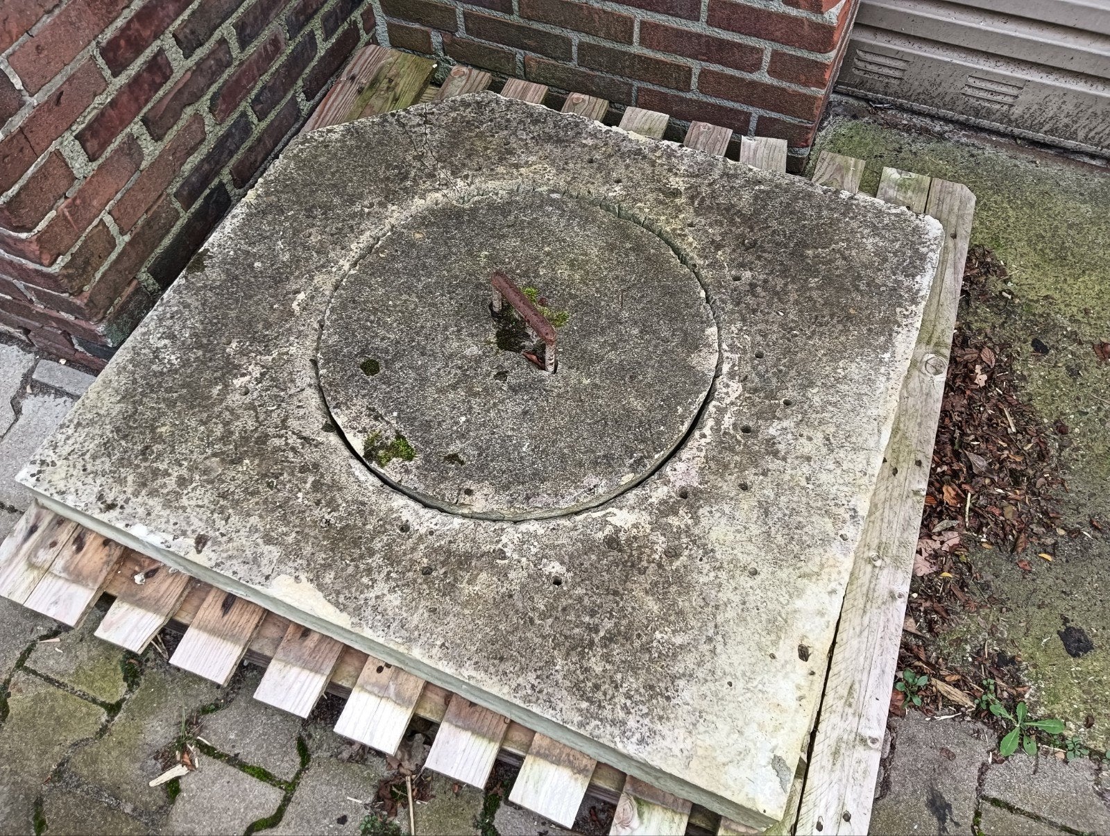 Betonnen putdeksel met frame, Ophalen, Gebruikt