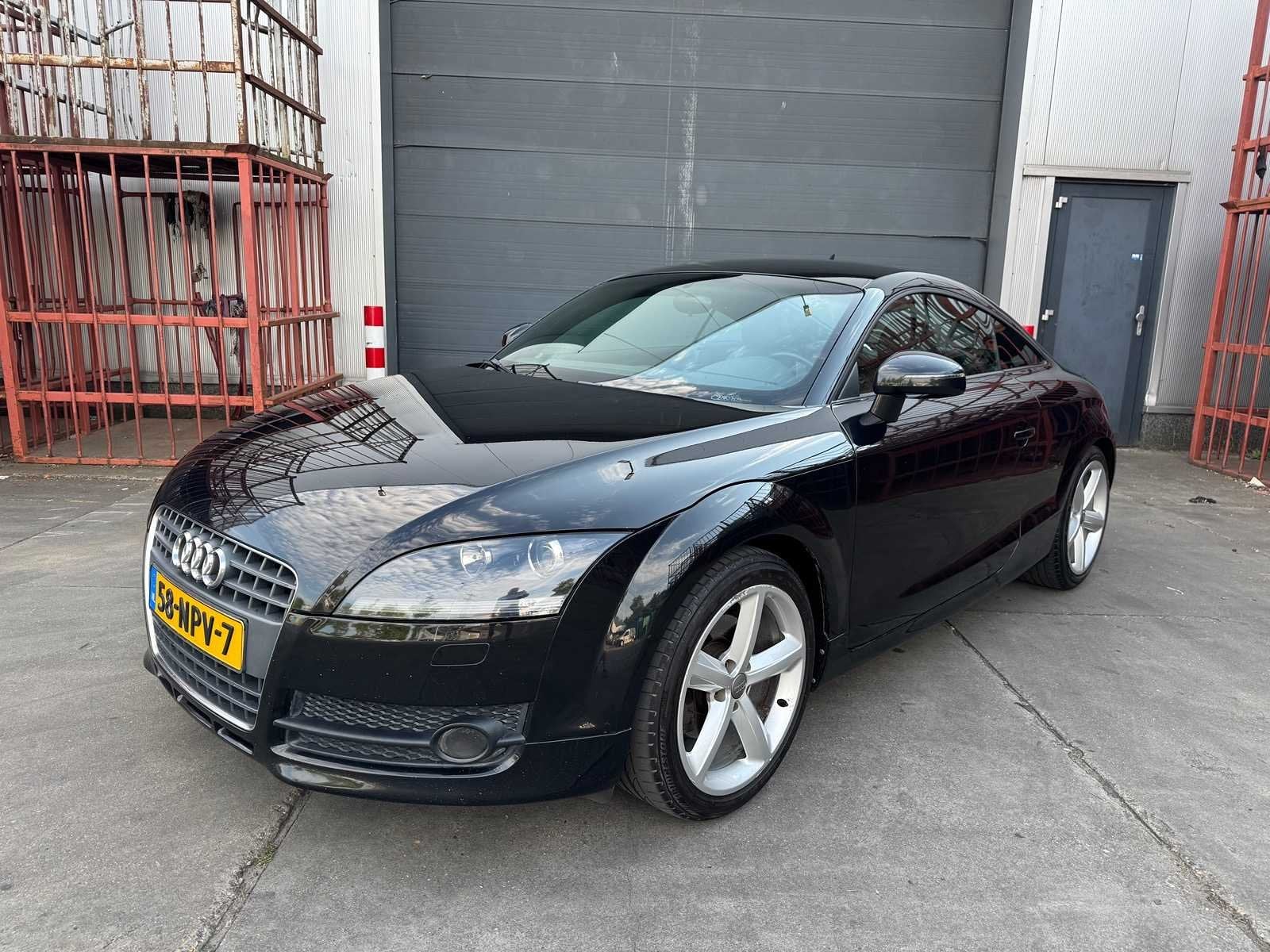 Audi TT 2.0 TFSI S-line 300pk 58-NPV-7, TT, Gebruikt, 4 cilinders, 4 stoelen