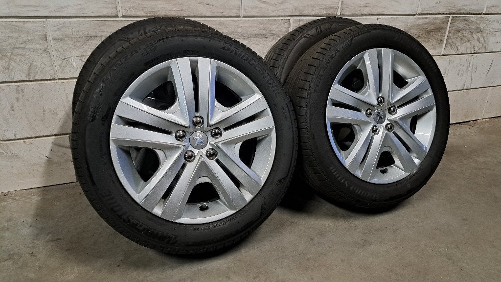 Zomerbanden Peugeot 208 207 C3 DS3 Partner 195/55/16, Auto-onderdelen, Banden en Velgen, Gebruikt, 16 inch, Banden en Velgen, Ophalen of Verzenden