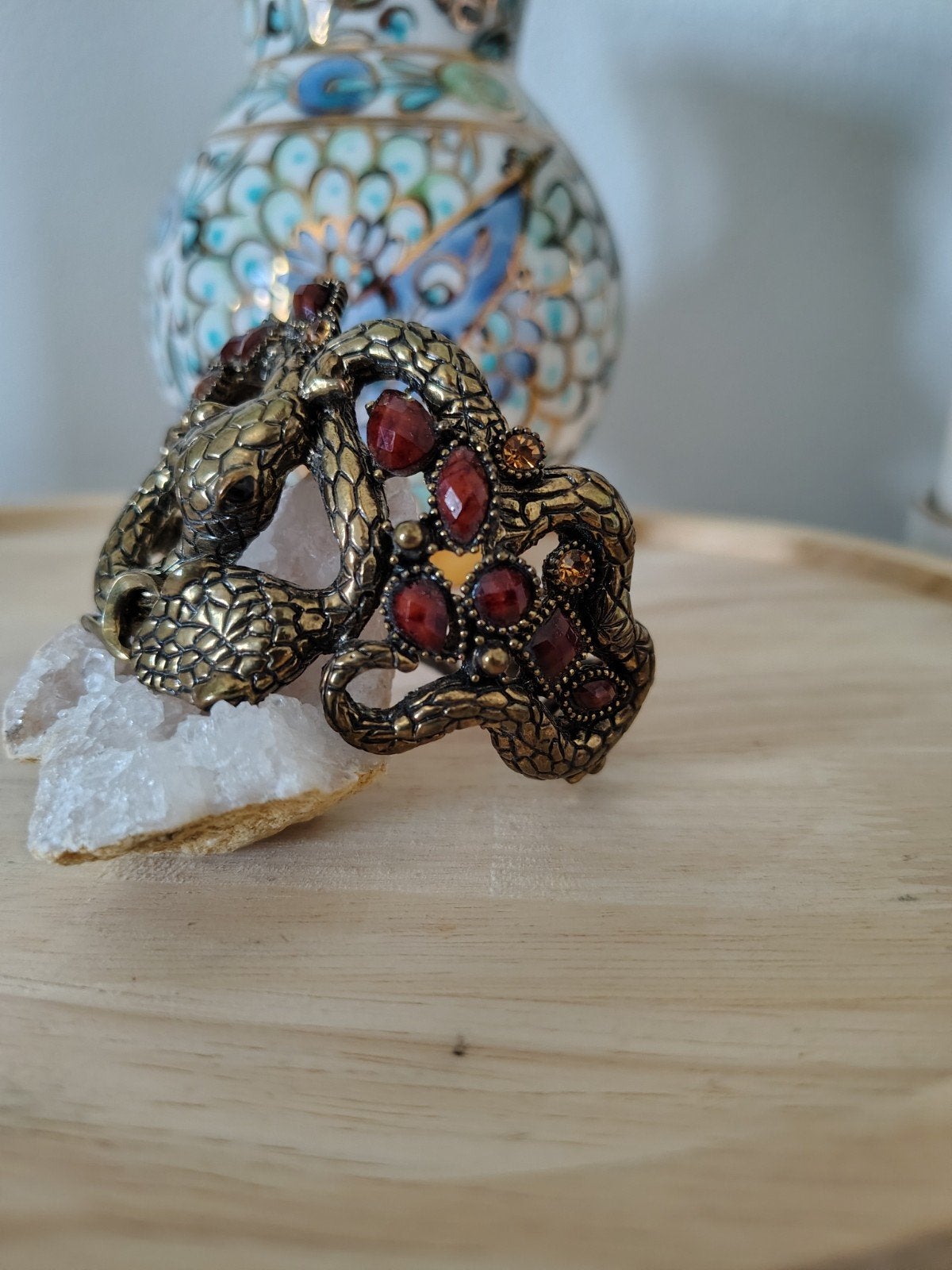 Vintage Slangen Armband met Rode Stenen, ca 66 gram, Overige materialen, Verzenden, Zo goed als nieuw, Met edelsteen