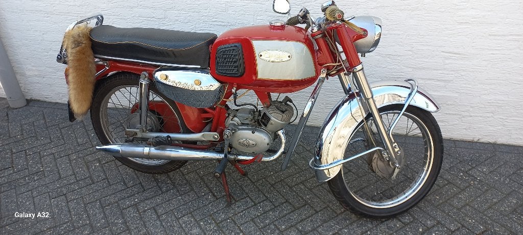 Oldtimer Bromfiets Cyrus Royal, Maximaal 45 km/u, 4 versnellingen, Ophalen, 48 cc