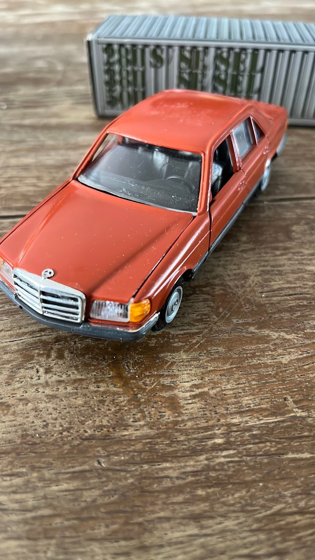 NZG model 1/35 nieuw in de doos Mercedes 280SEL, Ophalen of Verzenden, Zo goed als nieuw