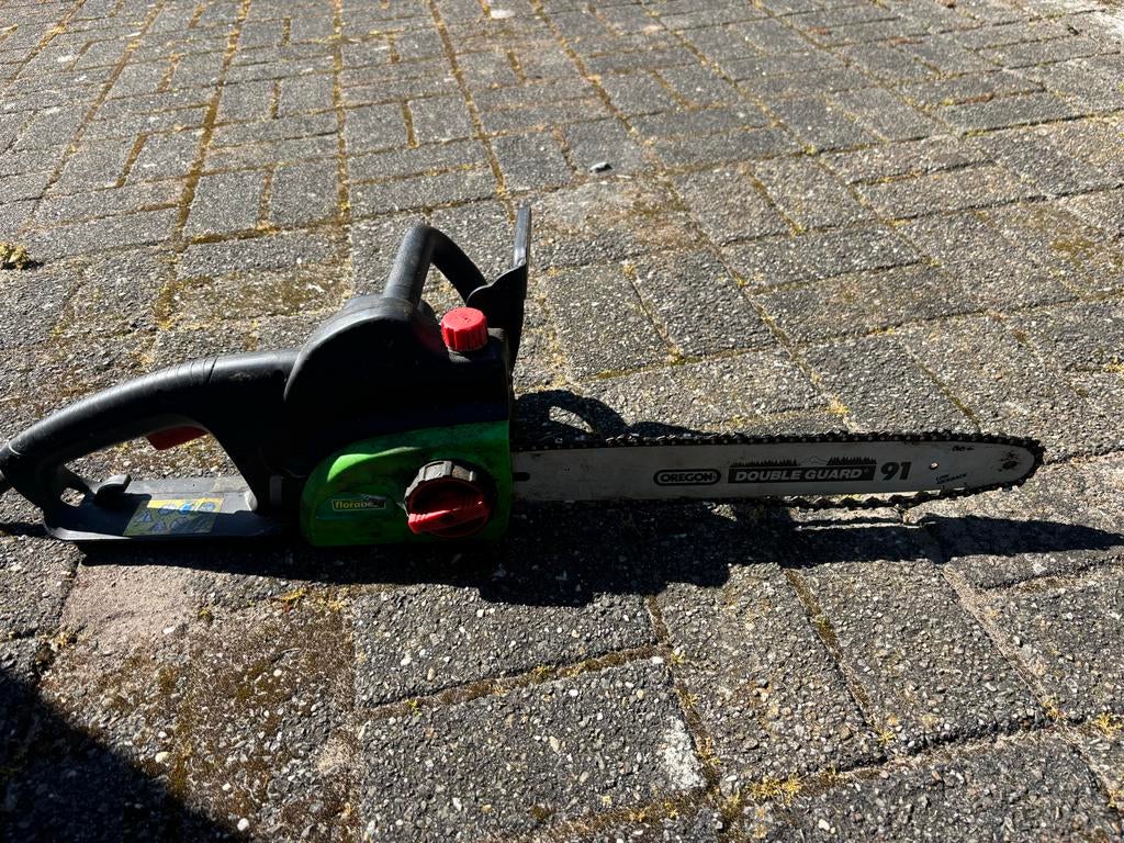 FloraBest Elektrische Kettingzaag FKS 2200 C2 - 2200W, Doe-het-zelf en Verbouw, Gereedschap | Zaagmachines, Gebruikt, 70 mm of meer