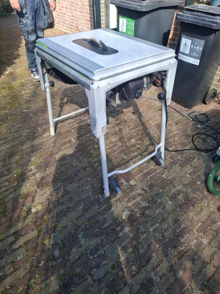 FESTOOL TKS80 ZAAGTAFEL  ., Ophalen, Gebruikt, 70 mm of meer, 1200 watt of meer