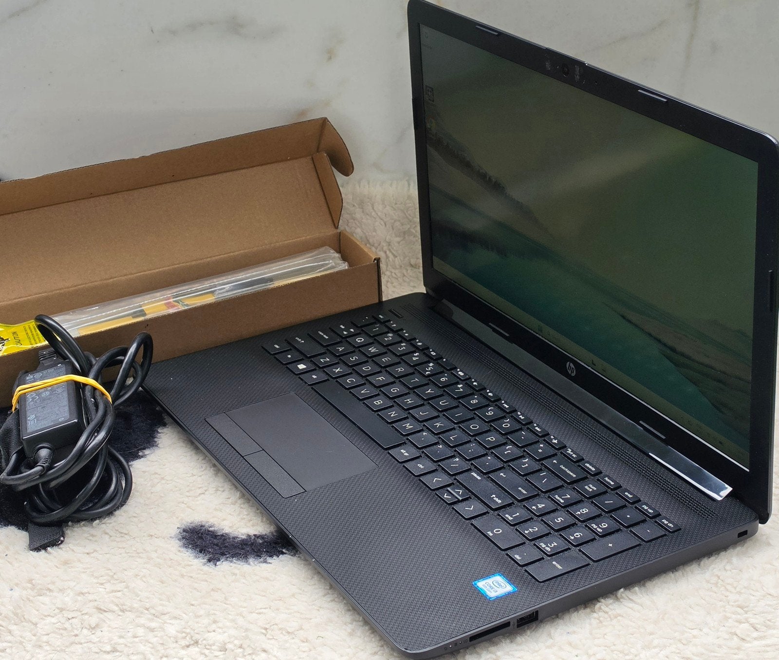 HP 15, Hp, 2 tot 3 Ghz, Ophalen of Verzenden, Zo goed als nieuw