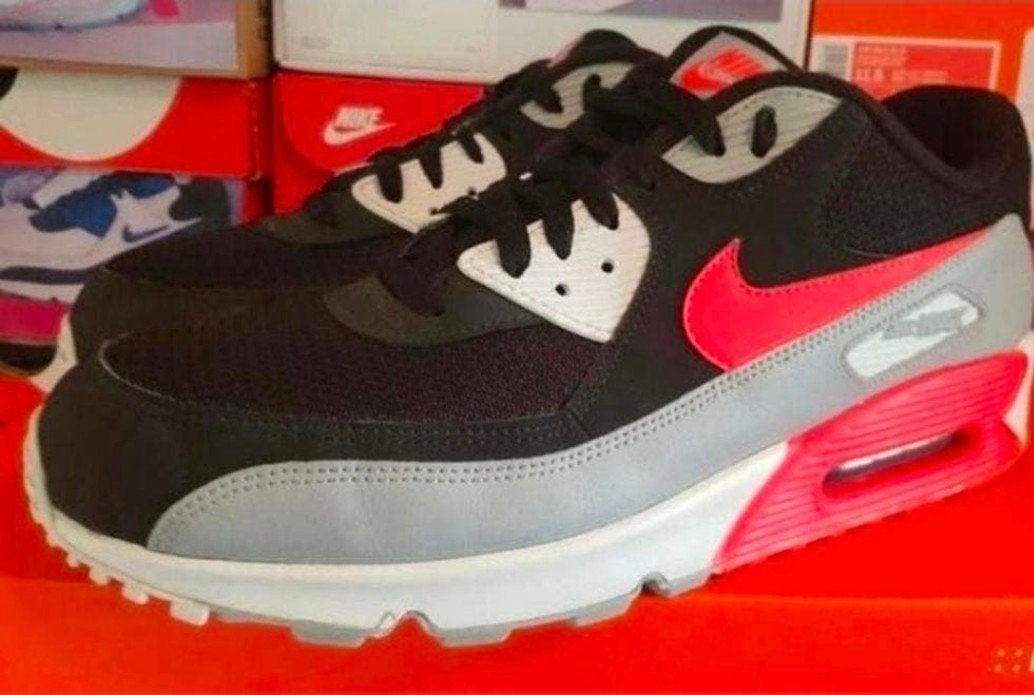 Nike air max 90 radiant red infrared us 12 eu 46 gedragen, Ophalen, Overige kleuren, Nike, Sneakers of Gympen