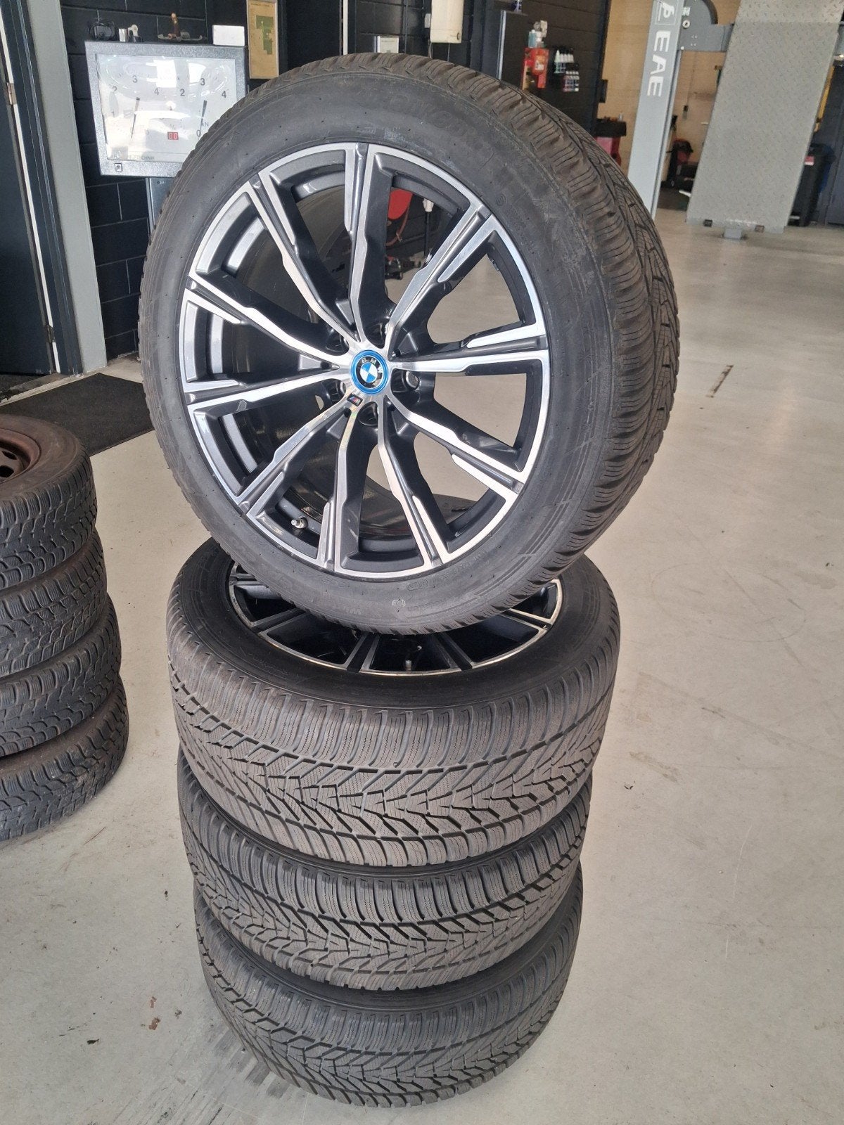 BMW X5 G05 Winterset met TPMS 275 45 20 / 305 40 20, Ophalen, Gebruikt, Banden en Velgen, Winterbanden