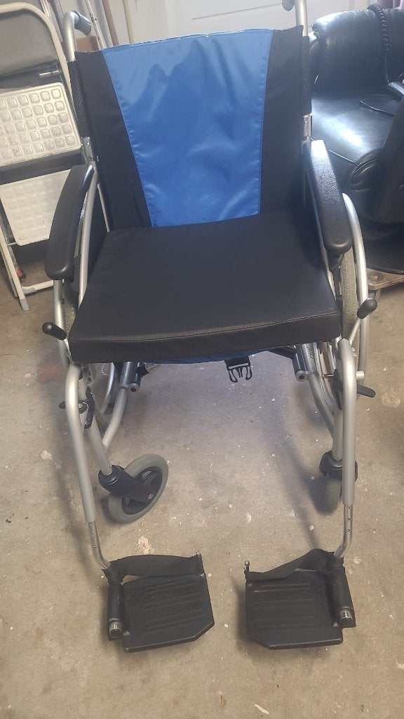 rolstoel Excel G-Lite Pro, Ophalen, Inklapbaar, Zo goed als nieuw, Duwrolstoel