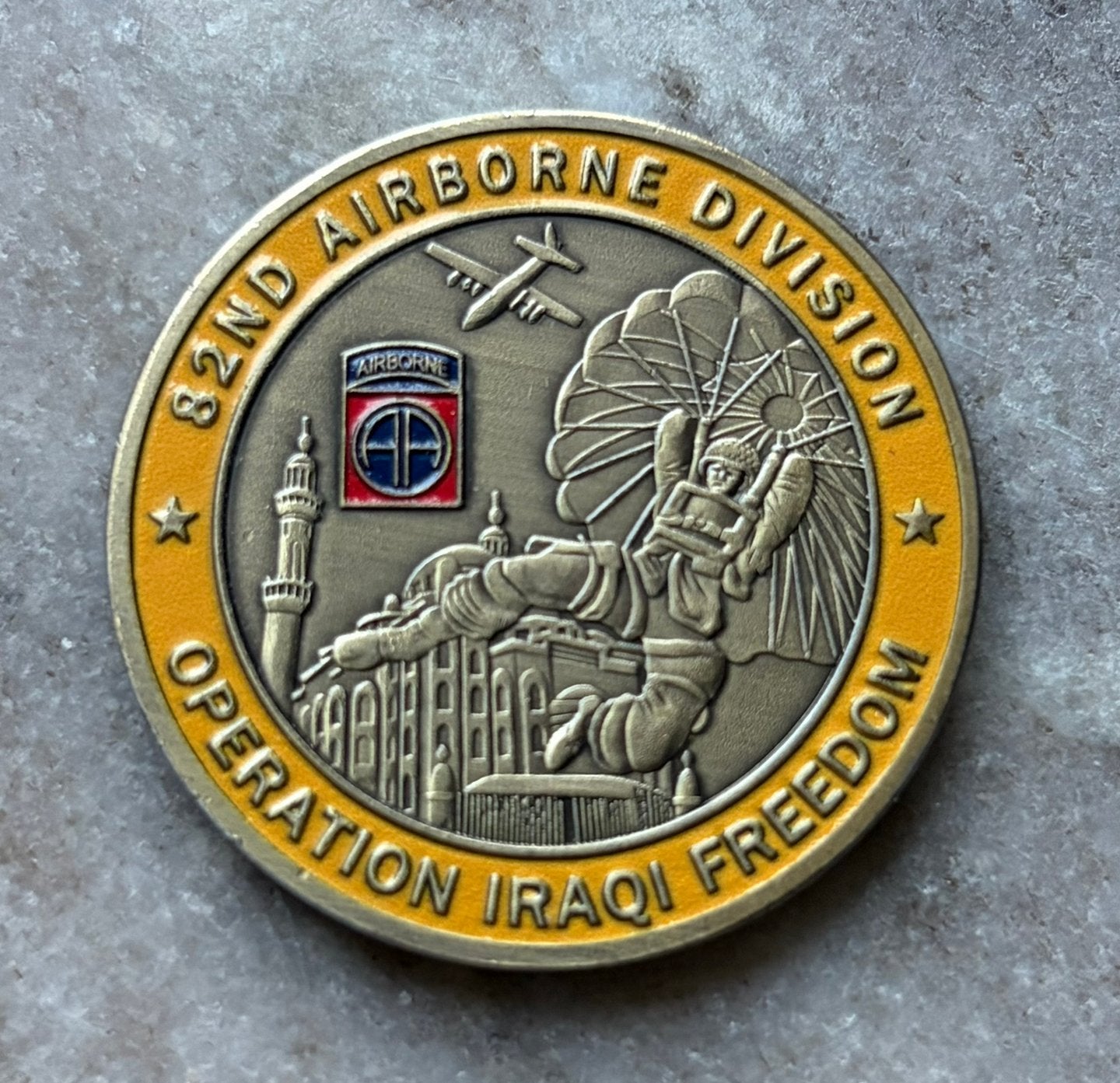 US Army 82nd airborne division coin, Verzamelen, Ophalen of Verzenden, Landmacht, Amerika, Embleem of Badge
