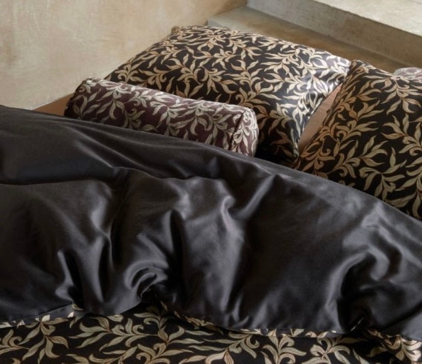 ESSENZA beddengoedset met sierkussen en hoeslaken, Huis en Inrichting, Bruin, Lits-jumeaux, Dekbedovertrek, Nieuw