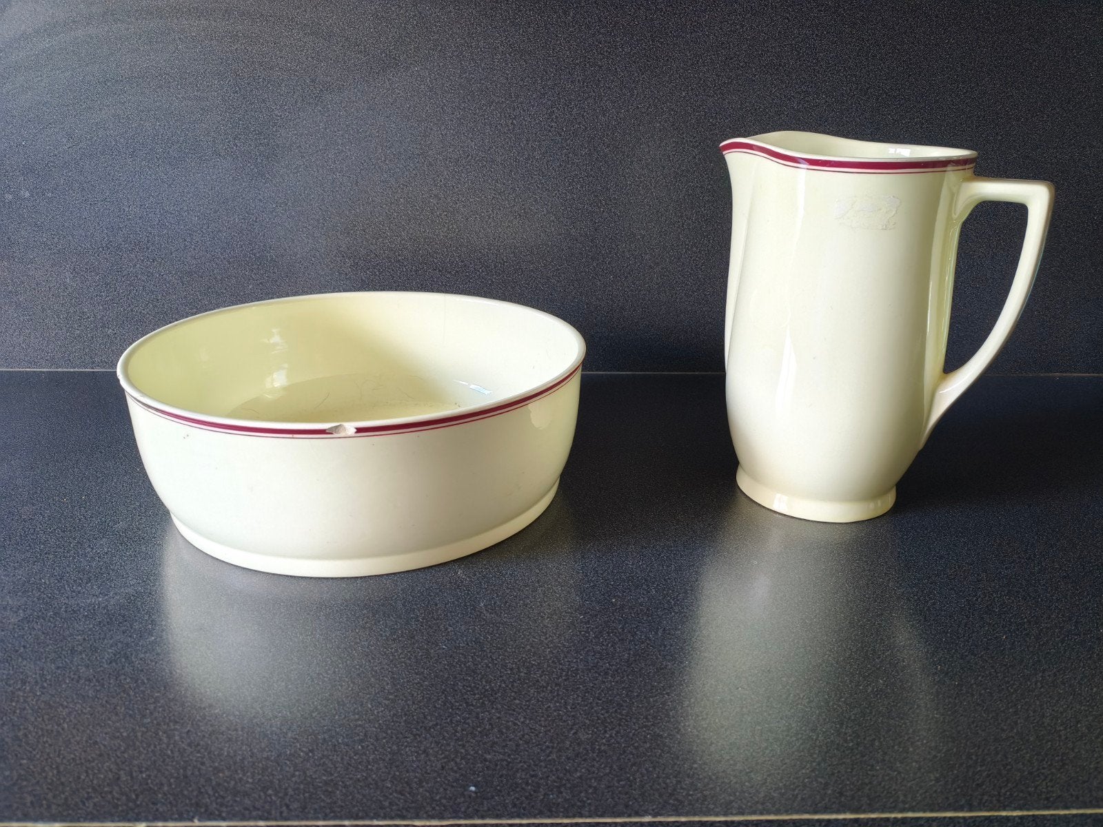 Vintage lampetstel, geel met rode rand, Antiek en Kunst, Ophalen