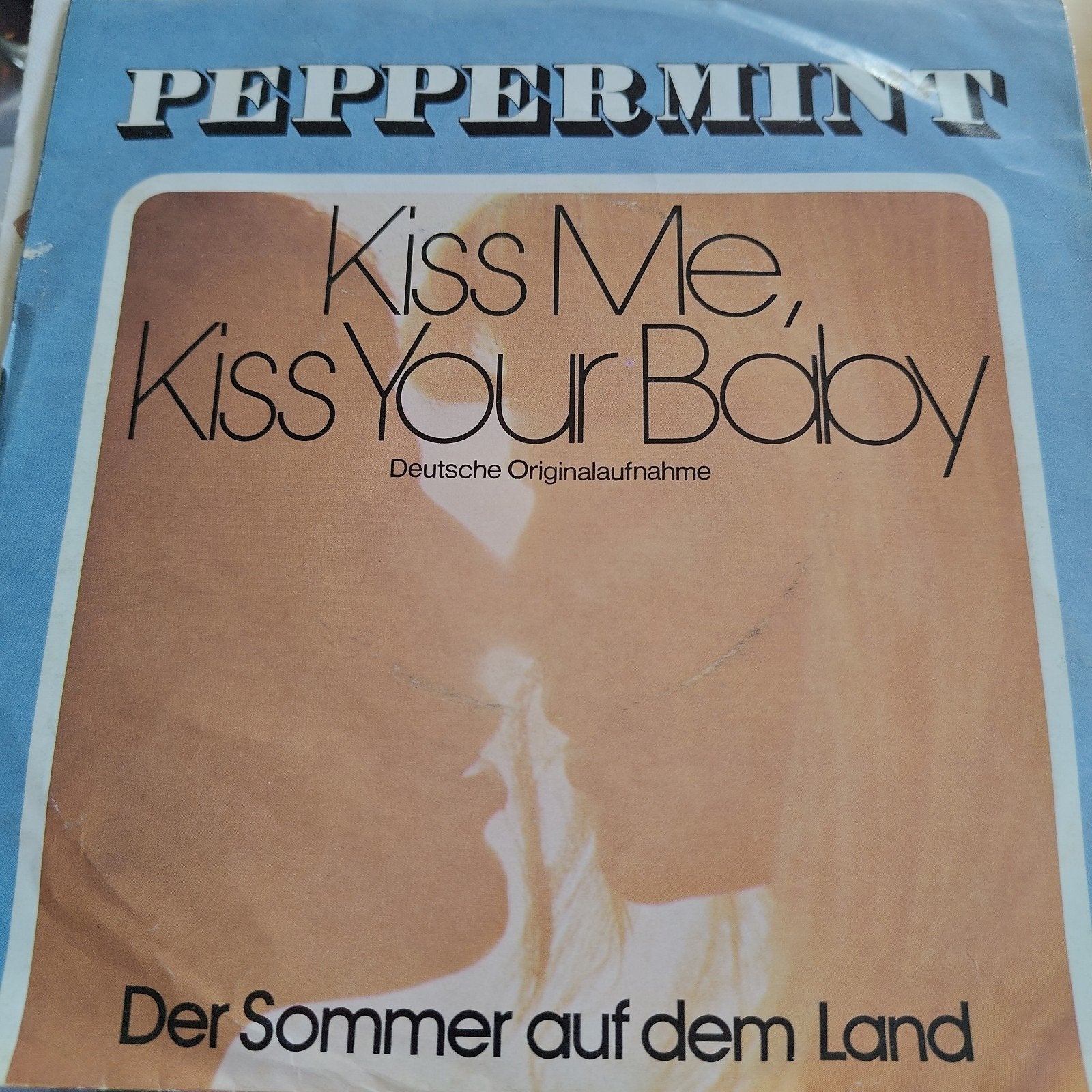 Peppermint - Kiss Me, Kiss Your Baby (Single), Gebruikt, 7 inch, Ophalen of Verzenden, Pop
